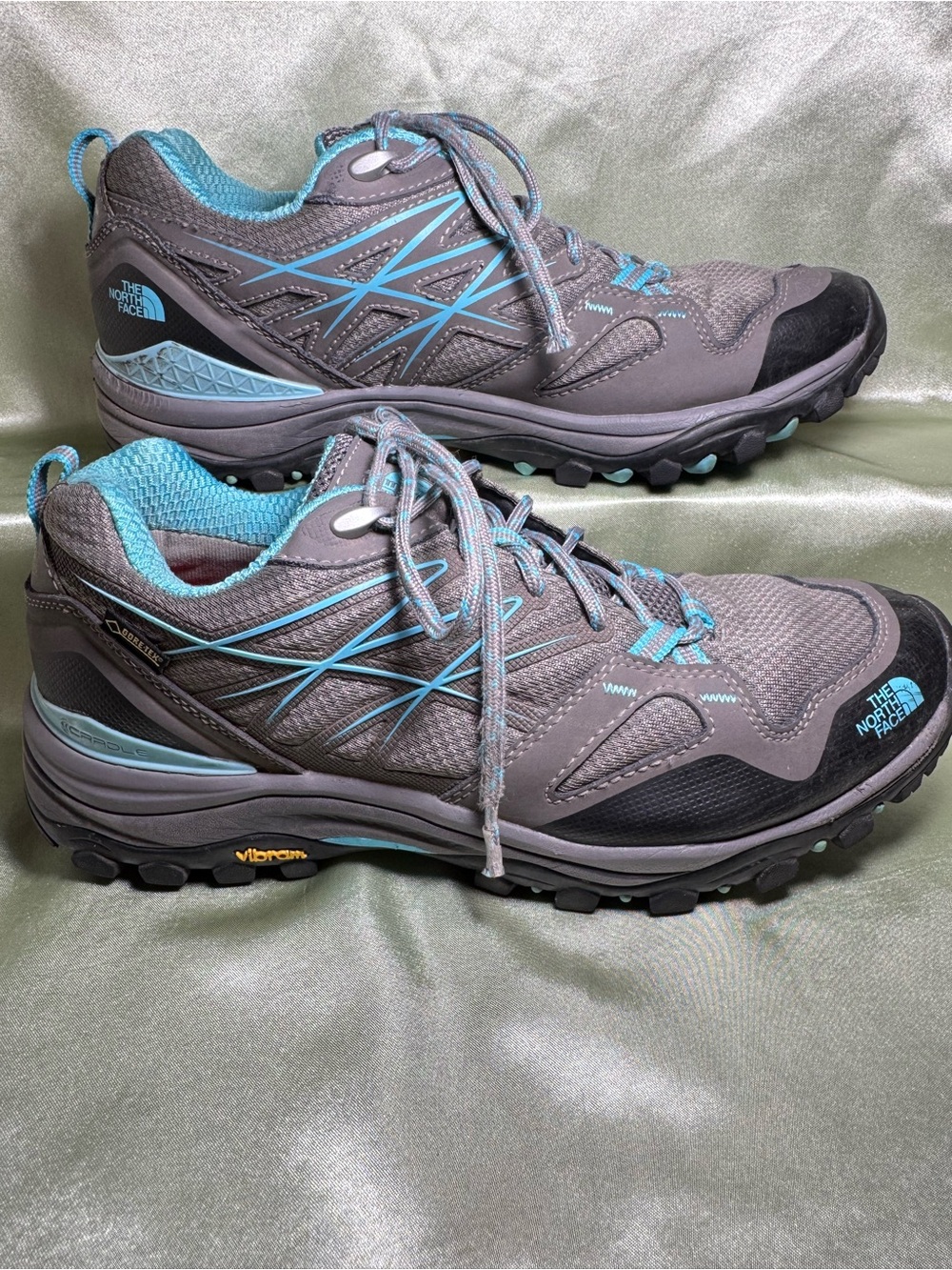 The North Face Hedgehog Fastpack GTX Hiking Shoes Grey Blue Women’s Size 8.5